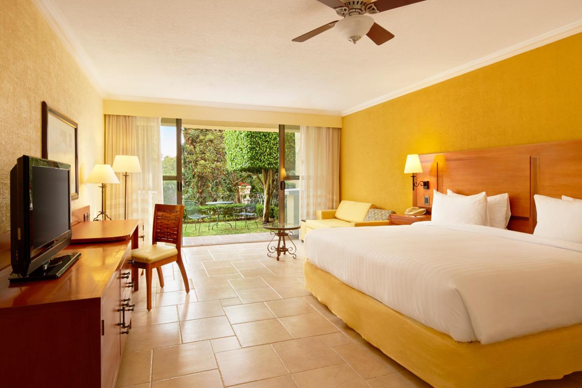 อิชตาปัน เด ลา ซัล แมริออท โฮเต็ล สปา แอนด์ คอนเวนชั่น เซ็นเตอร์ Hotel อิกซ์ทาปัน เดอ ลา ซัล ภายนอก รูปภาพ